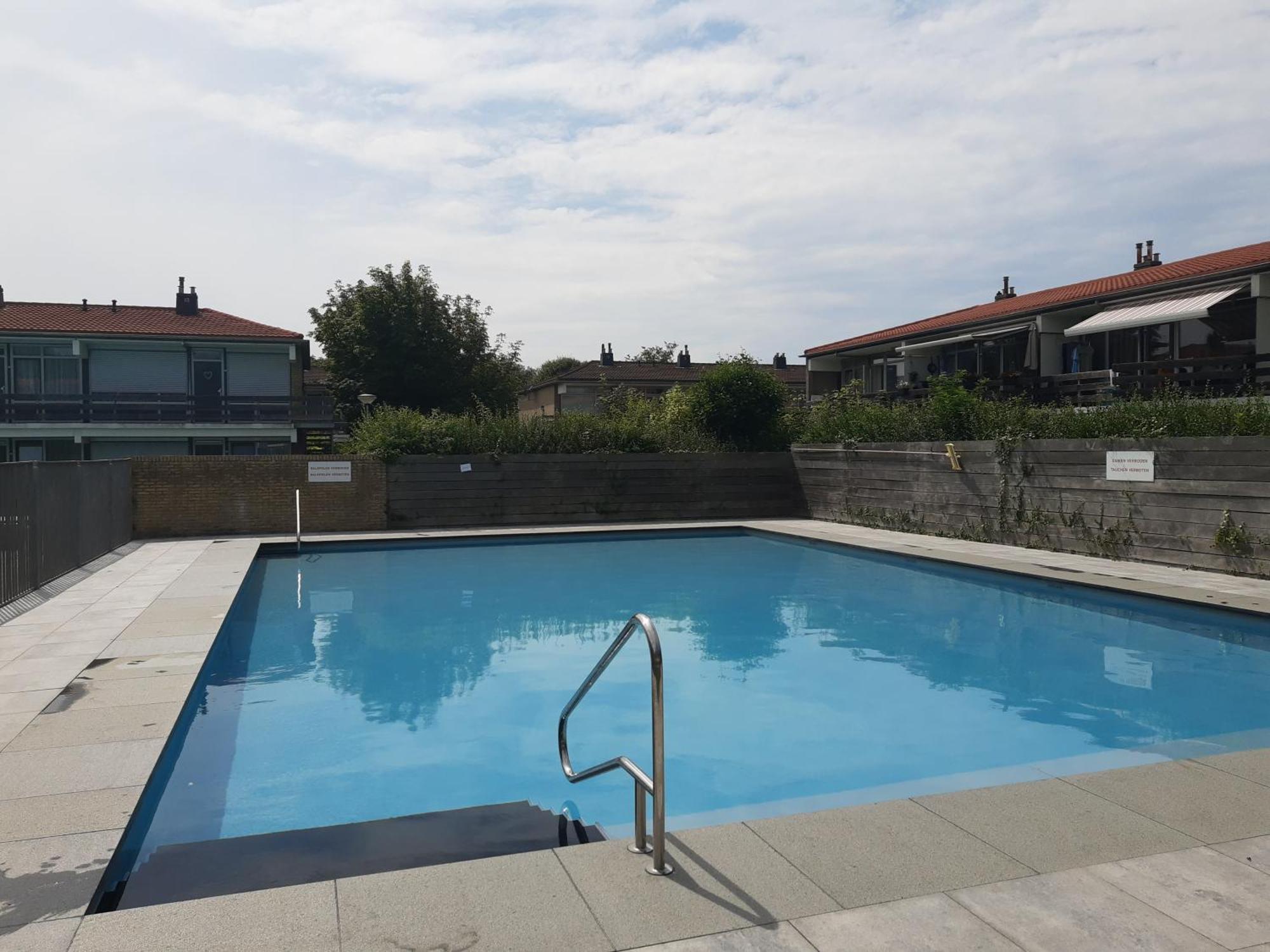 Branding Bed By The Sea Apartment Westkapelle Bagian luar foto